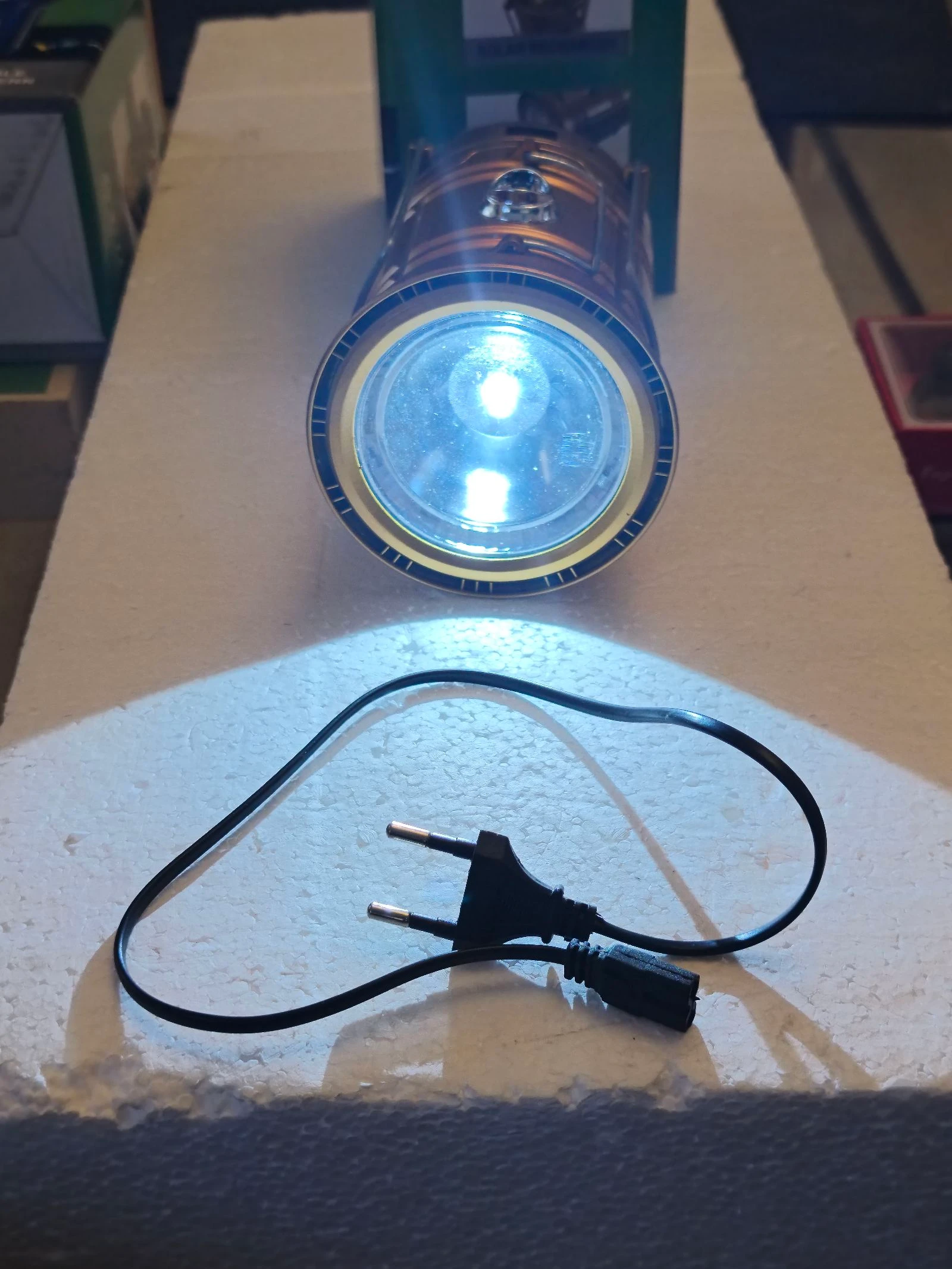 Conjunto de três lanternas solares e recarregáveis são três – photo 3